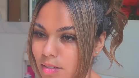 Snapshot of diosadeluniverso_ chatting on January 8, 2026, 6:21 pm diosadeluniverso_ online show from January 8, 2026, 6:21 pm