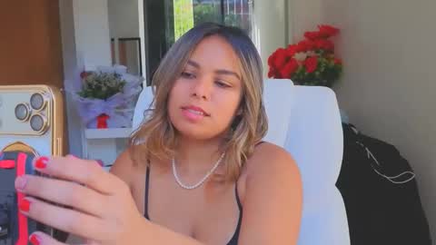 Snapshot of diosadeluniverso_ chatting on February 3, 2026, 12:21 pm diosadeluniverso_ online show from February 3, 2026, 12:21 pm