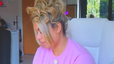 Snapshot of diosadeluniverso_ chatting on February 12, 2026, 7:09 pm diosadeluniverso_ online show from February 12, 2026, 7:09 pm