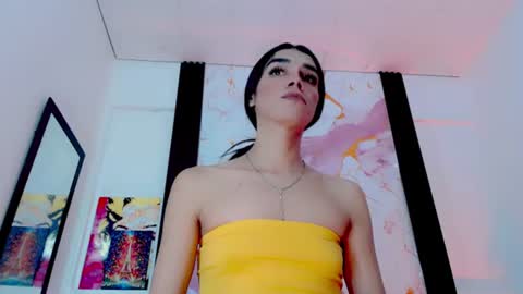Diosiris Riannys online show from July 18, 2026, 11:25 am