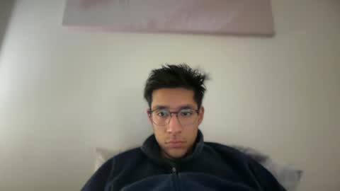Snapshot of dioslatino chatting on June 28, 2026, 11:44 pm dioslatino online show from June 28, 2026, 11:44 pm