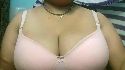 Snapshot of dipa2345 chatting on October 9, 2025, 5:44 pm dipa2345 online show from October 9, 2025, 5:44 pm