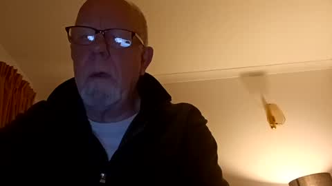 Snapshot of dirtboy_1 chatting on June 13, 2026, 10:29 pm dirtboy_1 online show from June 13, 2026, 10:29 pm