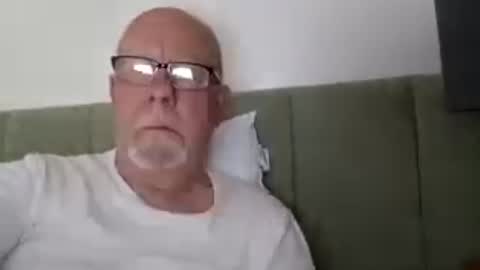 Snapshot of dirtboy_1 chatting on June 14, 2026, 6:04 am dirtboy_1 online show from June 14, 2026, 6:04 am