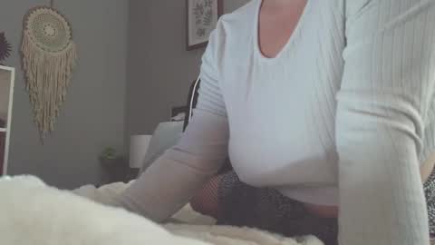 Daisy Wylde online show from December 3, 2024, 10:28 am