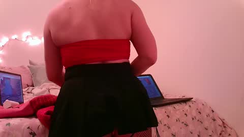 Daisy Wylde online show from January 28, 2025, 8:36 am