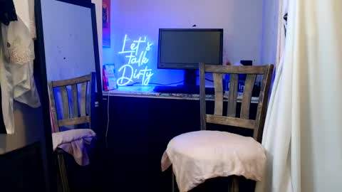 Daisy Wylde online show from September 24, 2025, 1:58 pm