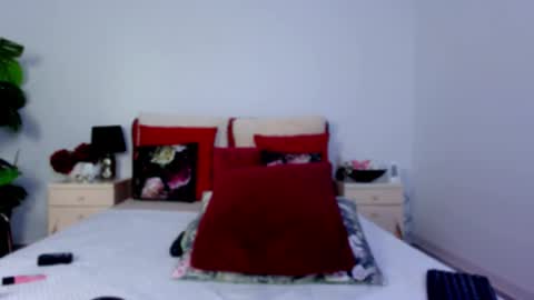 Chloe online show from March 17, 2026, 10:07 am