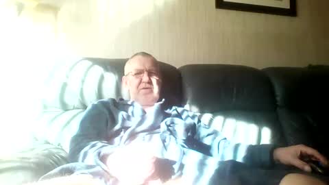 Snapshot of discovery63 chatting on March 14, 2026, 9:37 am discovery63 online show from March 14, 2026, 9:37 am