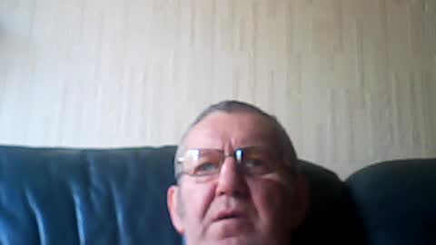 Snapshot of discovery63 chatting on June 21, 2026, 6:21 pm discovery63 online show from June 21, 2026, 6:21 pm