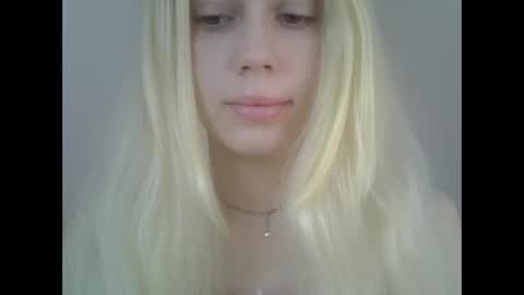 DitaMilton online show from April 27, 2026, 8:12 am