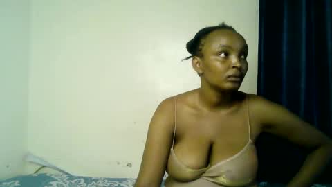 Snapshot of diva_cheupe chatting on March 26, 2026, 6:35 pm diva_cheupe online show from March 26, 2026, 6:35 pm