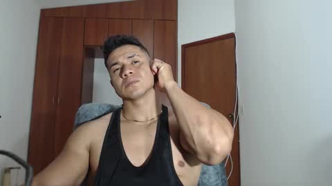 Snapshot of divamancini chatting on November 19, 2025, 2:33 am Diva Mancini online show from November 19, 2025, 2:33 am