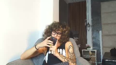 Snapshot of divine____ chatting on July 30, 2026, 10:42 pm DIVINE online show from July 30, 2026, 10:42 pm