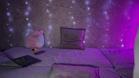 Hannah online show from January 14, 2026, 6:02 pm