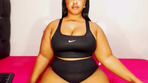 divinebooty93 online show from February 10, 2026, 4:38 am