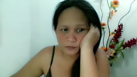 Snapshot of divinegrace10 chatting on December 11, 2024, 3:02 am     Divine Grace Close To Your Hear online show from December 11, 2024, 3:02 am