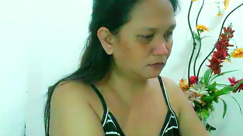 Snapshot of divinegrace10 chatting on December 21, 2024, 2:26 pm     Divine Grace Close To Your Hear online show from December 21, 2024, 2:26 pm