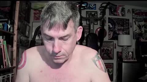 Snapshot of dix_handley_50 chatting on October 29, 2025, 12:18 pm dix_handley_50 online show from October 29, 2025, 12:18 pm