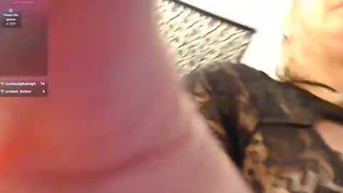 Snapshot of dixie_comanche chatting on September 27, 2025, 1:21 am dixie_comanche online show from September 27, 2025, 1:21 am