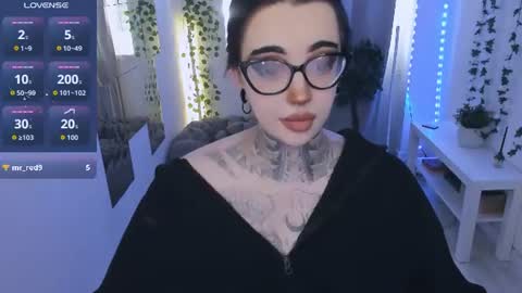 Snapshot of dixipixi_ chatting on July 31, 2026, 6:02 am dixipixi_ online show from July 31, 2026, 6:02 am