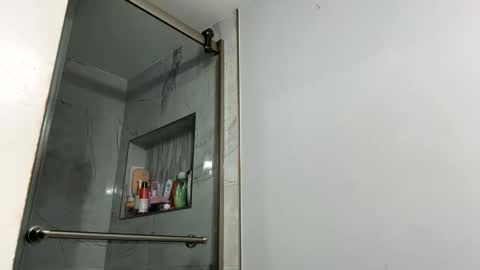 dixkzilla online show from November 19, 2025, 6:30 pm