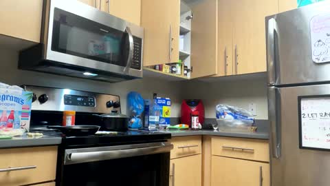 Snapshot of dizzinsweatyy chatting on February 28, 2025, 4:21 am dizzinsweatyy online show from February 28, 2025, 4:21 am