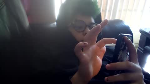 Snapshot of dizzinsweatyy chatting on February 5, 2026, 7:40 pm dizzinsweatyy online show from February 5, 2026, 7:40 pm