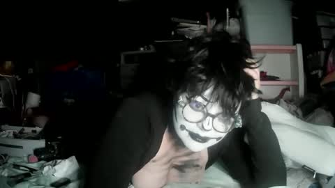 Snapshot of dizzinsweatyy chatting on June 1, 2026, 3:08 am dizzinsweatyy online show from June 1, 2026, 3:08 am