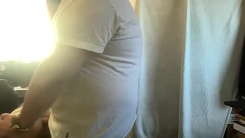 Snapshot of djfreeque chatting on October 18, 2025, 6:52 pm djfreeque online show from October 18, 2025, 6:52 pm