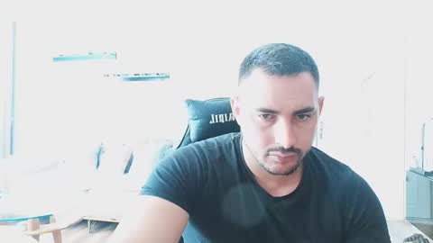 STR8 BOYv online show from September 18, 2025, 9:33 am