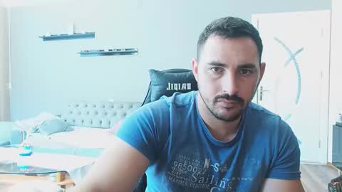 STR8 BOYv online show from September 30, 2025, 10:09 am