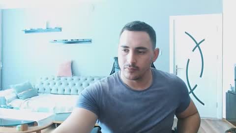 STR8 BOYv online show from October 16, 2025, 9:21 am