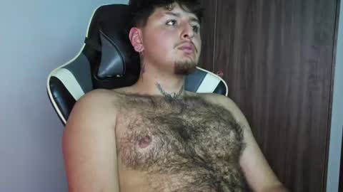 Snapshot of djsex_yerknox chatting on June 18, 2026, 11:20 pm yerknox online show from June 18, 2026, 11:20 pm