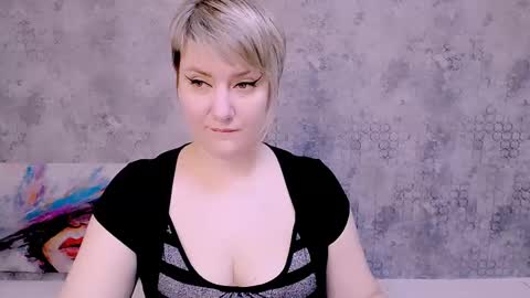 djullia online show from February 22, 2025, 7:01 am