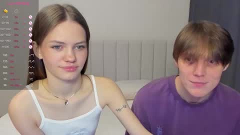 Polly and Kiriko online show from November 11, 2025, 6:41 pm