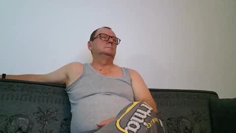 Snapshot of dobrybogdan chatting on November 23, 2025, 5:02 pm dobrybogdan online show from November 23, 2025, 5:02 pm