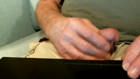 Snapshot of docwanker chatting on July 23, 2026, 5:49 am Doc online show from July 23, 2026, 5:49 am