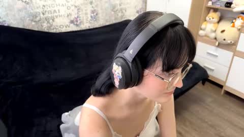 Annie PVT IS OPEN online show from September 12, 2025, 12:05 pm