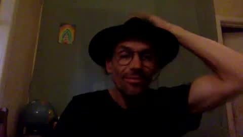 dogstarmanitee online show from March 7, 2025, 8:56 am