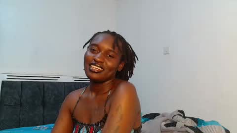 Snapshot of dolce_amber chatting on November 10, 2025, 8:08 pm Dolce online show from November 10, 2025, 8:08 pm