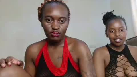 Snapshot of dolce_amber chatting on November 17, 2025, 10:21 am Dolce online show from November 17, 2025, 10:21 am