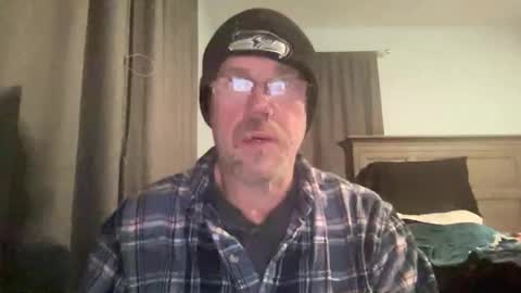 Snapshot of dolins chatting on March 4, 2026, 3:56 am dolins online show from March 4, 2026, 3:56 am