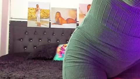 Snapshot of doll_celeste19 chatting on January 2, 2025, 11:06 pm C E L E S T E online show from January 2, 2025, 11:06 pm