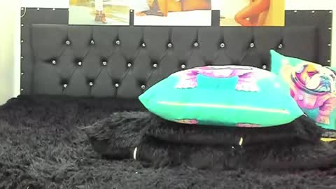 Snapshot of doll_celeste19 chatting on January 28, 2025, 7:00 pm C E L E S T E online show from January 28, 2025, 7:00 pm