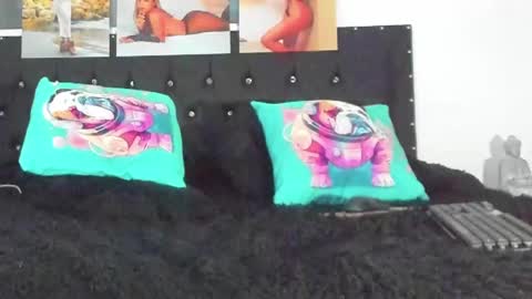 Snapshot of doll_celeste19 chatting on March 5, 2025, 2:57 am C E L E S T E online show from March 5, 2025, 2:57 am