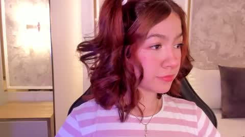 Snapshot of doll_eyeess_ chatting on September 25, 2025, 2:37 am D  online show from September 25, 2025, 2:37 am