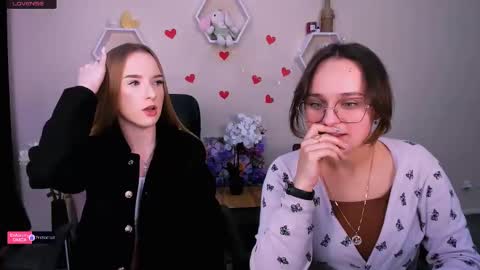 Snapshot of doll_vey chatting on March 1, 2025, 12:23 pm doll_vey online show from March 1, 2025, 12:23 pm