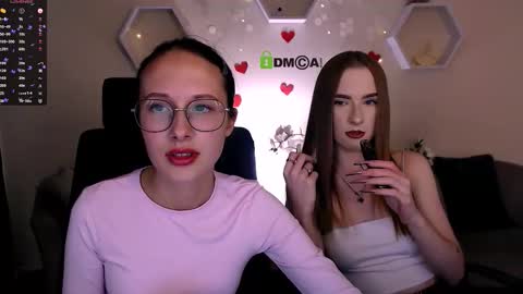 Snapshot of doll_vey chatting on October 4, 2025, 7:23 pm doll_vey online show from October 4, 2025, 7:23 pm