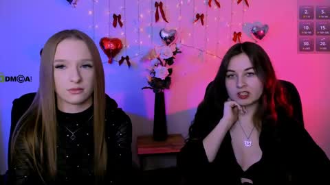 doll_vey online show from March 12, 2026, 8:04 pm